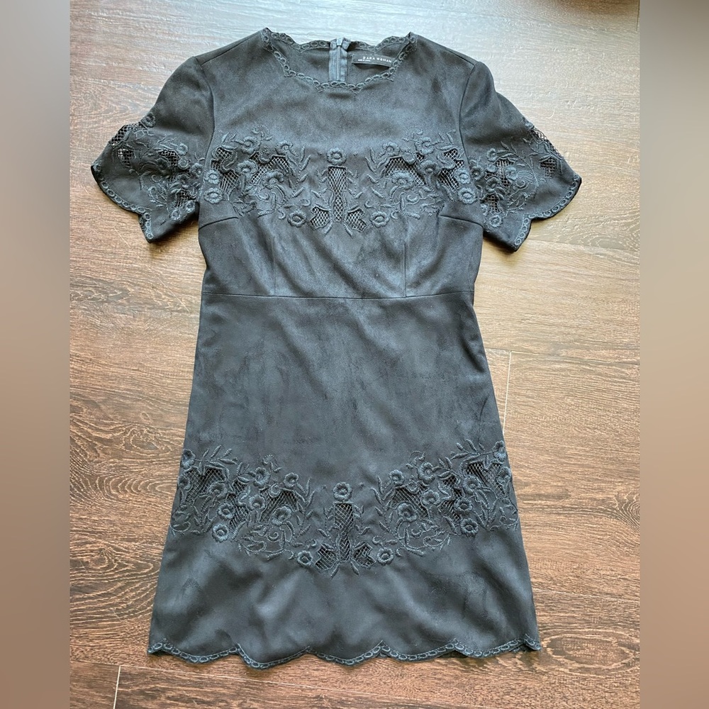 ZARA - Black floral embroidered suede effect dress w/scalloped hem Size:… - Picture 6 of 14